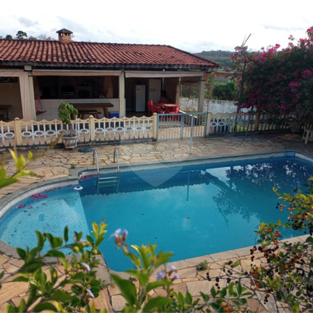 Casa à venda com 3 quartos, sendo 1 suíte, em Chácaras Guanabara, Guararema, SP
