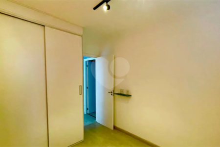 Apartamento à venda com 2 quartos, sendo 1 suíte, em Vila Galvão, Guarulhos, SP
