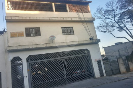 Sobrado à venda com 2 quartos, sendo 1 suíte, em Jardim Umarizal, São Paulo, SP