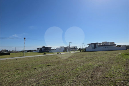 Terreno à venda em Ogiva, Cabo Frio, RJ