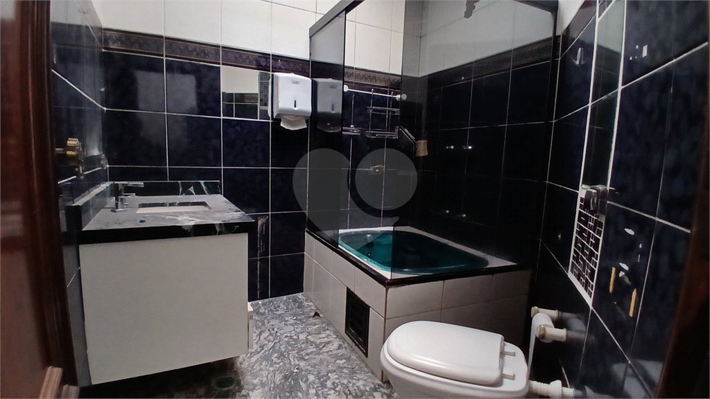 Sobrado à venda com 4 quartos, sendo 1 suíte, em Santana, São Paulo, SP