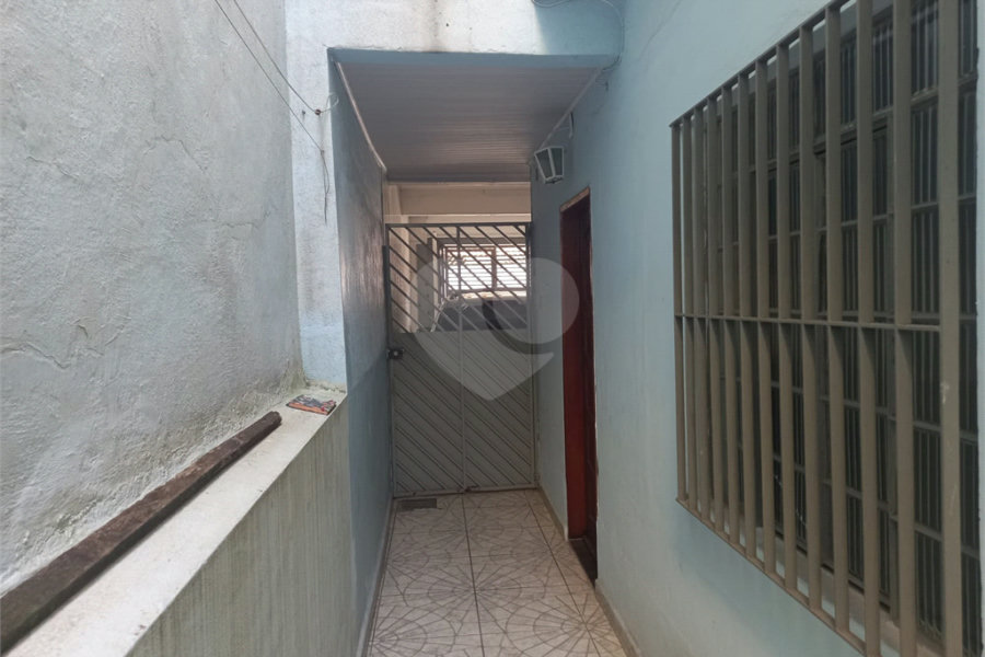 Sobrado à venda com 4 quartos, sendo 1 suíte, em Jardim Peri, São Paulo, SP