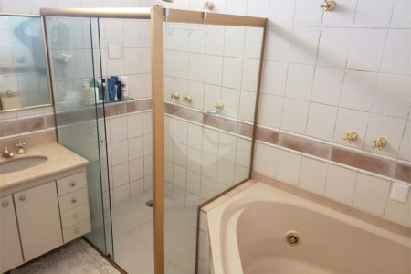 Casa à venda com 3 suítes em Vila Harmonia, Araraquara, SP