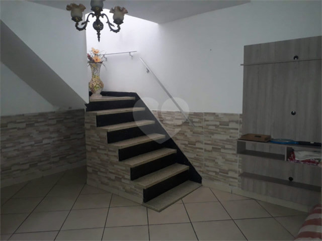 Sobrado à venda com 5 quartos, sendo 1 suíte,  em Vila Guilherme, São Paulo, SP