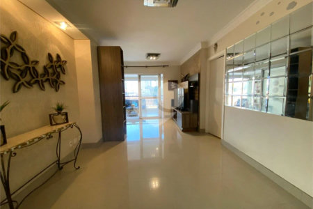 Apartamento à venda com 3 quartos, sendo 1 suíte, em Vila Gomes Cardim, São Paulo, SP