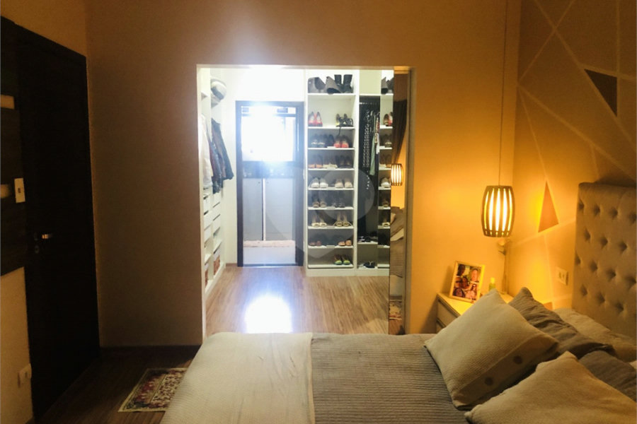 Sobrado à venda com 3 quartos, sendo 1 suíte, em Jardim Peri, São Paulo, SP