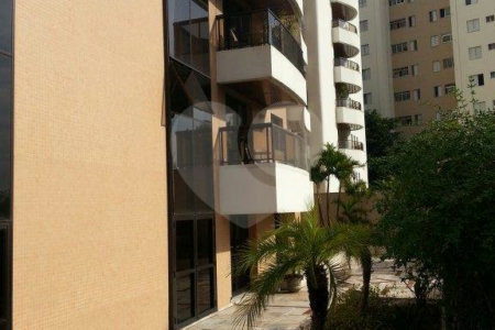 Apartamento à venda com 4 quartos, sendo 2 suítes,  em Santana, São Paulo, SP