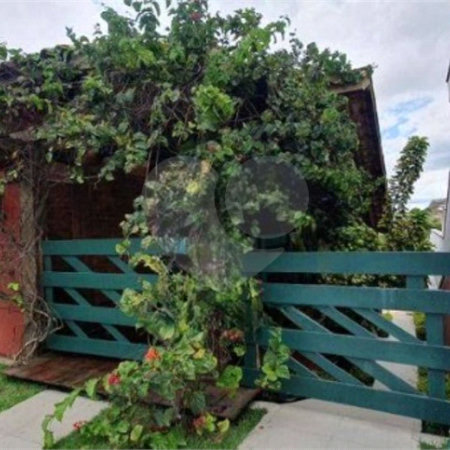 Casa à venda com 3 quartos, sendo 1 suíte, no condomínio Terras de São Francisco, Vinhedo - SP