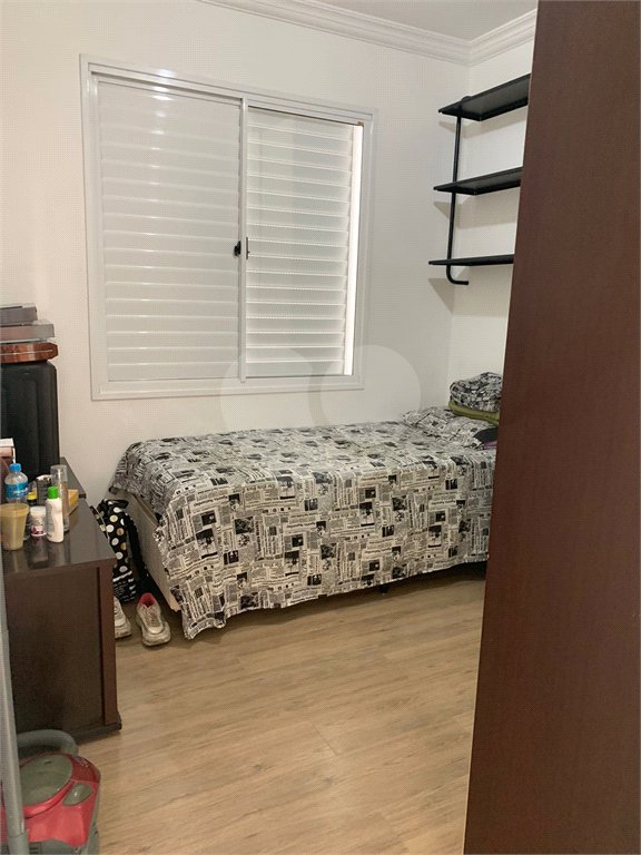 Casa à venda com 3 quartos, sendo 2 suítes,  no condomínio Residencial Jardins, São Bernardo do Campo - SP