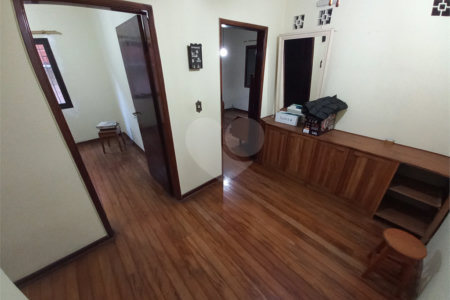 Casa à venda com 4 quartos, sendo 2 suítes,  em Parque Esmeralda, São Paulo, SP