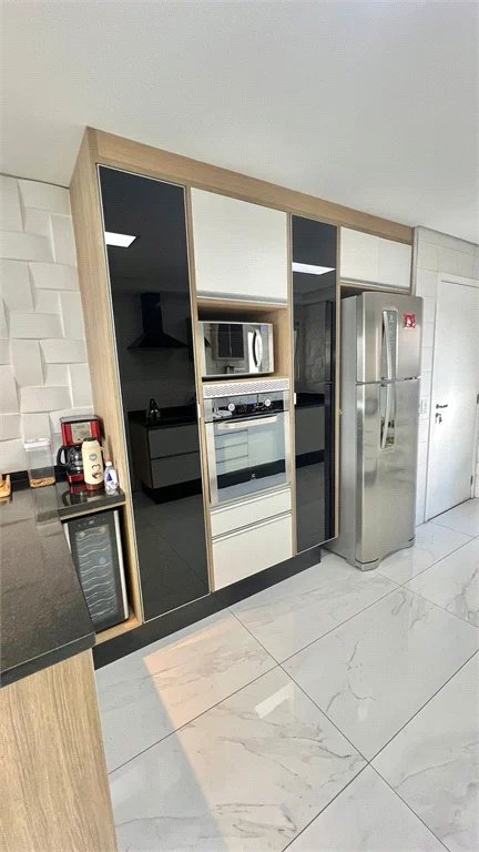 Apartamento à venda com 3 suítes em Jardim Monte Kemel, São Paulo, SP