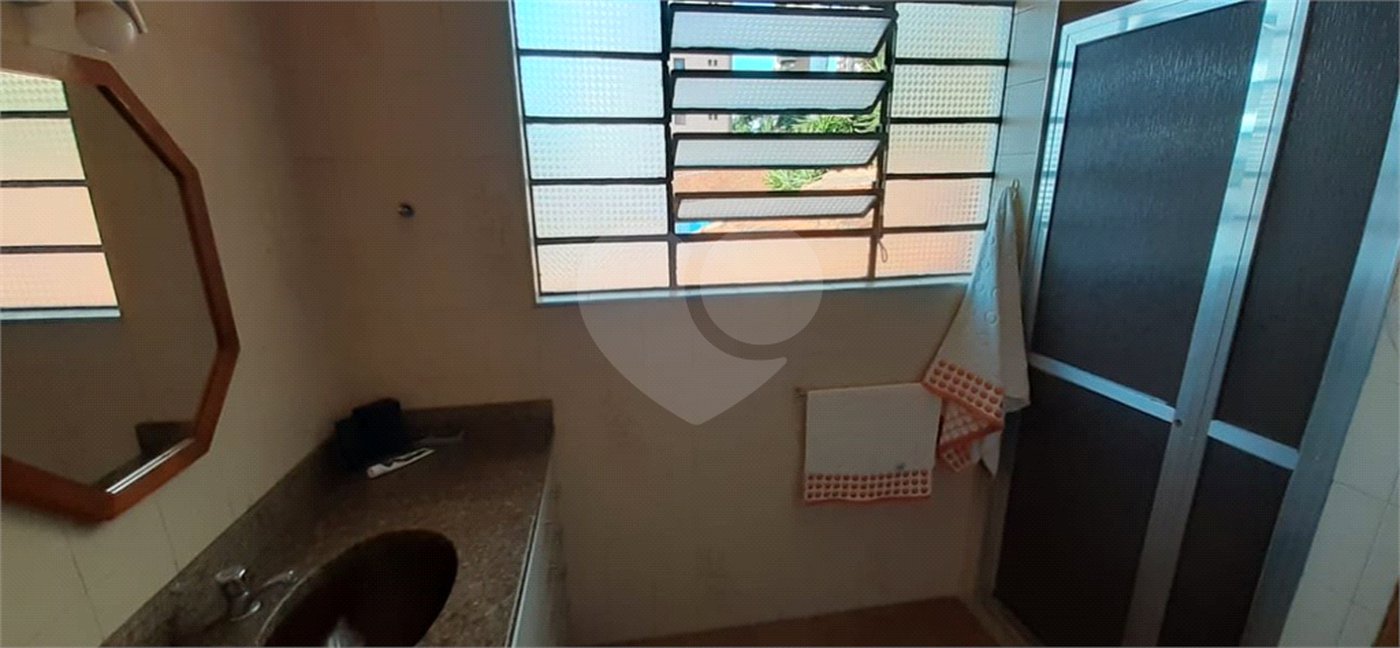 Sobrado à venda com 3 quartos em Água Fria, São Paulo, SP