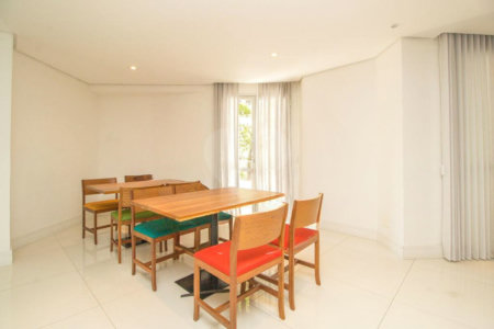 Apartamento à venda com 3 quartos, sendo 1 suíte, em Planalto Paulista, São Paulo, SP