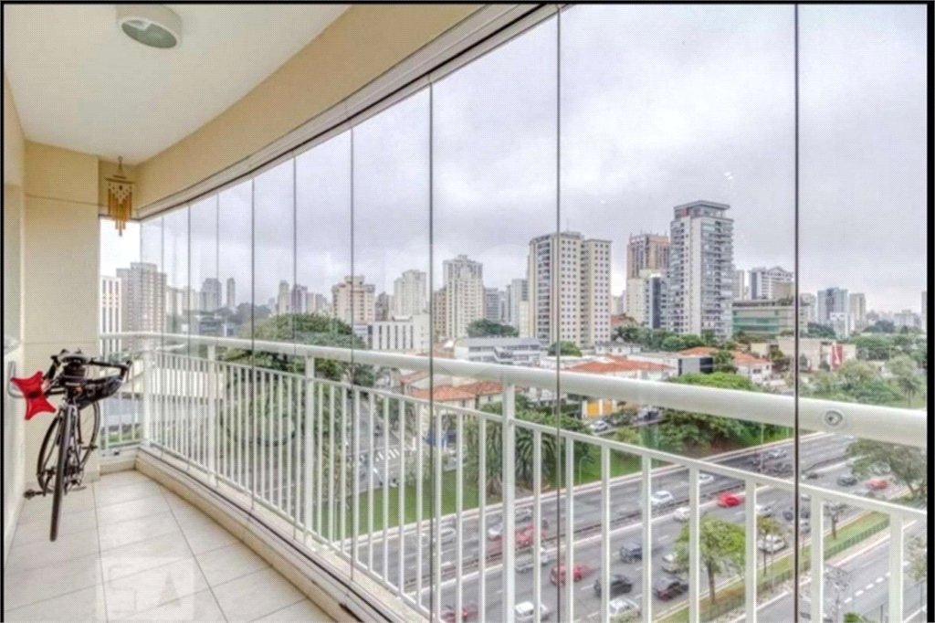 Apartamento para alugar com 2 quartos, sendo 1 suíte, em Ibirapuera, São Paulo, SP