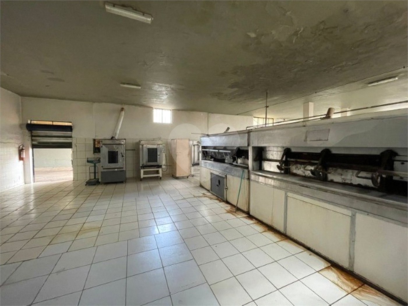Barracão em Araraquara/SP, disponível para venda e locação.
