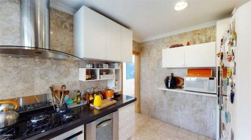 Apartamento à venda com 4 quartos, sendo 2 suítes, em Vila Andrade, São Paulo, SP
