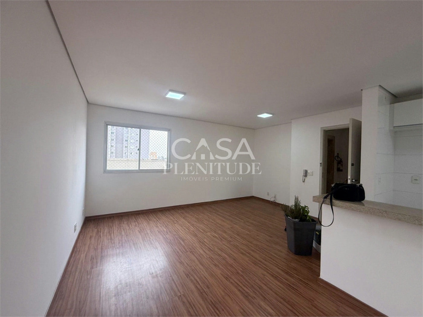 Apartamento à venda ou para alugar com 3 quartos, sendo 1 suíte, em Parque Campolim, Sorocaba, SP