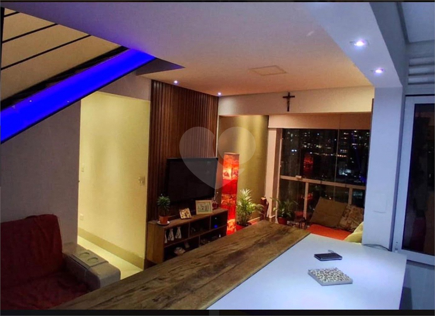 Apartamento à venda com 2 quartos, sendo 1 suíte,  em Vila Andrade, São Paulo, SP