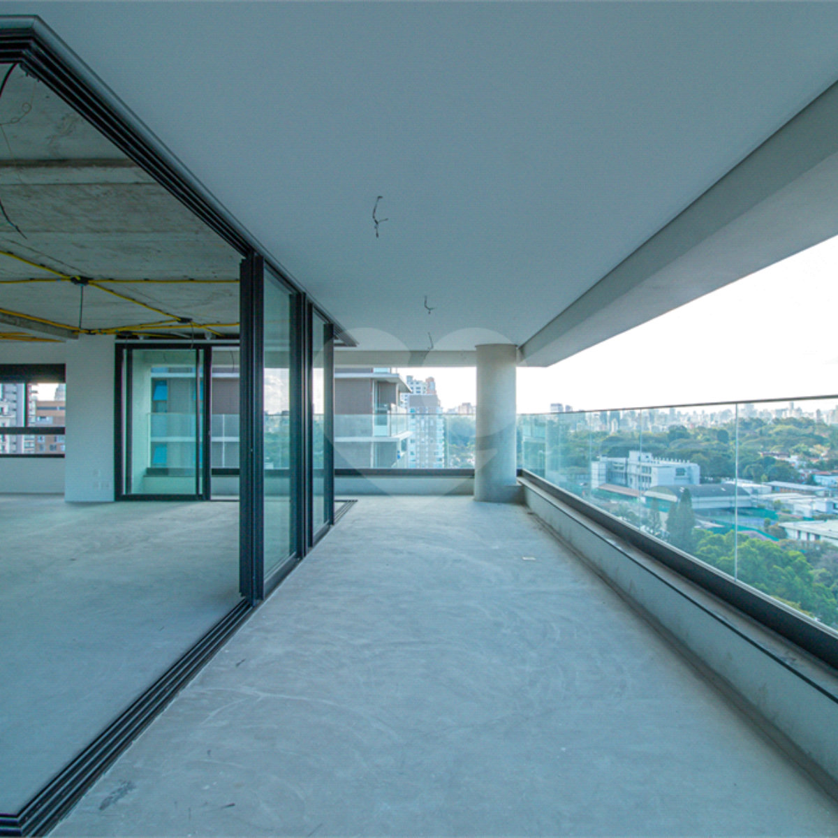 Apartamento à venda com 4 suítes em Moema, São Paulo, SP