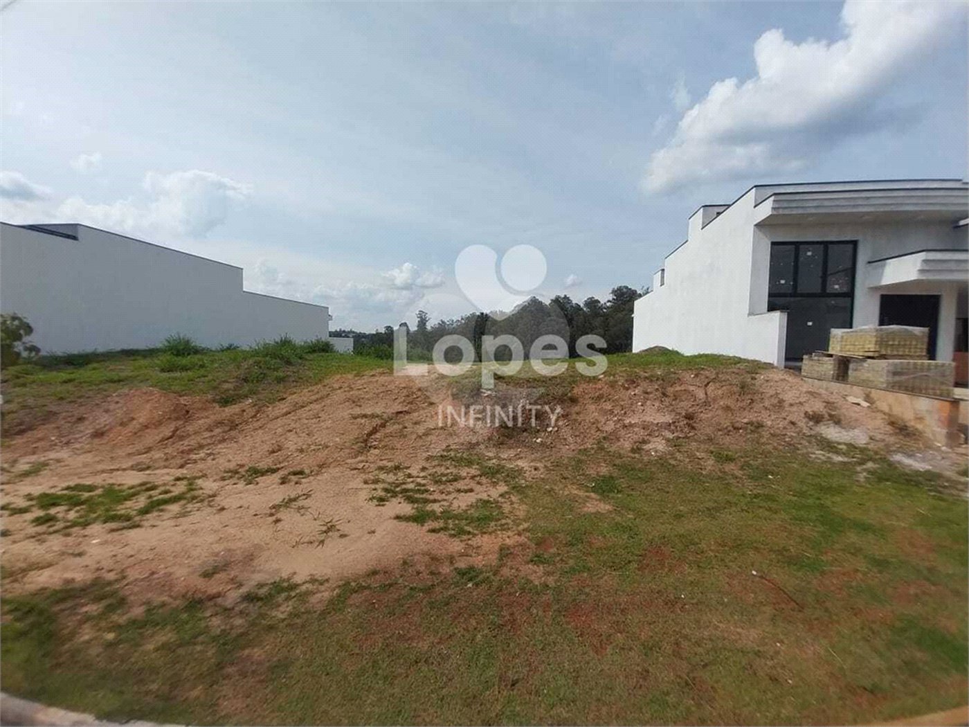Terreno à venda no condomínio Residencial Reserva dos Jatobas, Louveira - SP