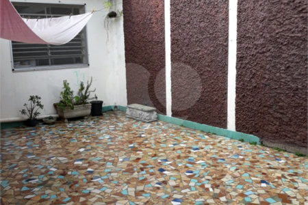 Casa à venda com 2 quartos, sendo 1 suíte,  em Vila Anastácio, São Paulo, SP