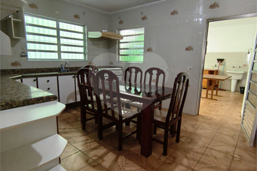 Sobrado à venda com 3 quartos, sendo 1 suíte, em Vila Albertina, São Paulo, SP