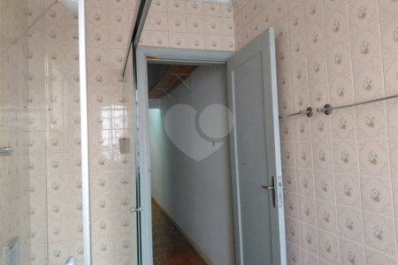 Sobrado à venda com 2 quartos em Vila Ipojuca, São Paulo, SP