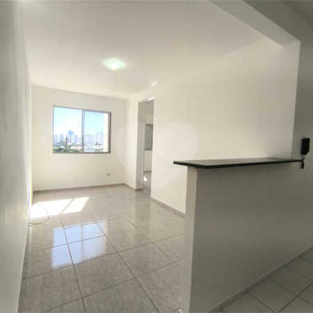 Apartamento à venda com 2 quartos em Vossoroca, Votorantim, SP
