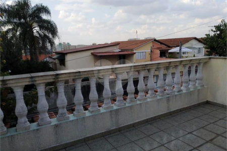 Sobrado à venda com 3 quartos, sendo 2 suítes, em Jardim Santa Emília, São Paulo, SP