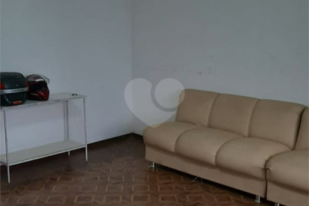 Casa à venda com 4 quartos, sendo 1 suíte, em Jardim do Estádio, Itu, SP
