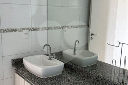Apartamento à venda com 3 quartos, sendo 1 suíte,  em Jardim Nova Era, Salto, SP