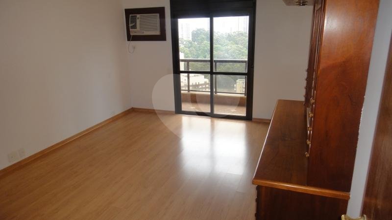 Apartamento à venda com 4 suítes em Vila Andrade, São Paulo, SP