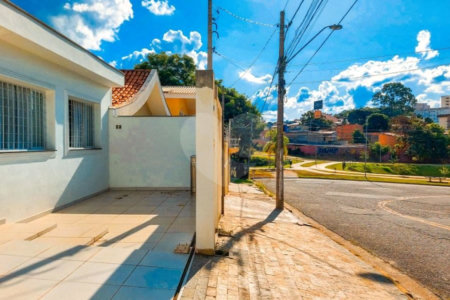 Casa à venda com 3 quartos, sendo 2 suítes, em Jardim Embaixador, Sorocaba, SP