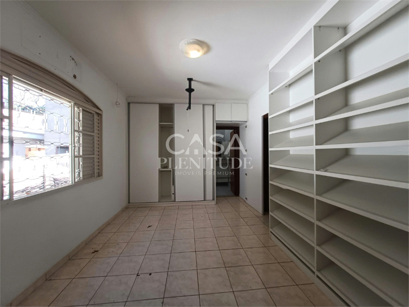 Casa à venda com 3 quartos, sendo 1 suíte, em Jardim Carolina, Sorocaba, SP