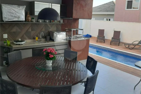 Casa à venda com 3 quartos, sendo 2 suítes, em Condomínio Residencial Terras do Oriente, Valinhos, SP