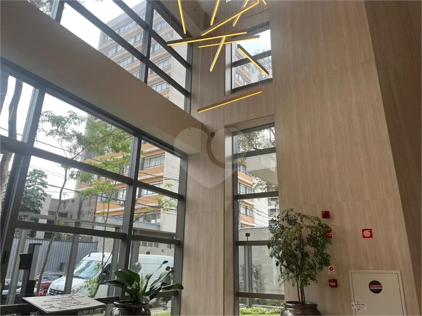 Apartamento mobiliado com 44 m2, 1 dormitório e 1 vaga a venda nos Jardins
