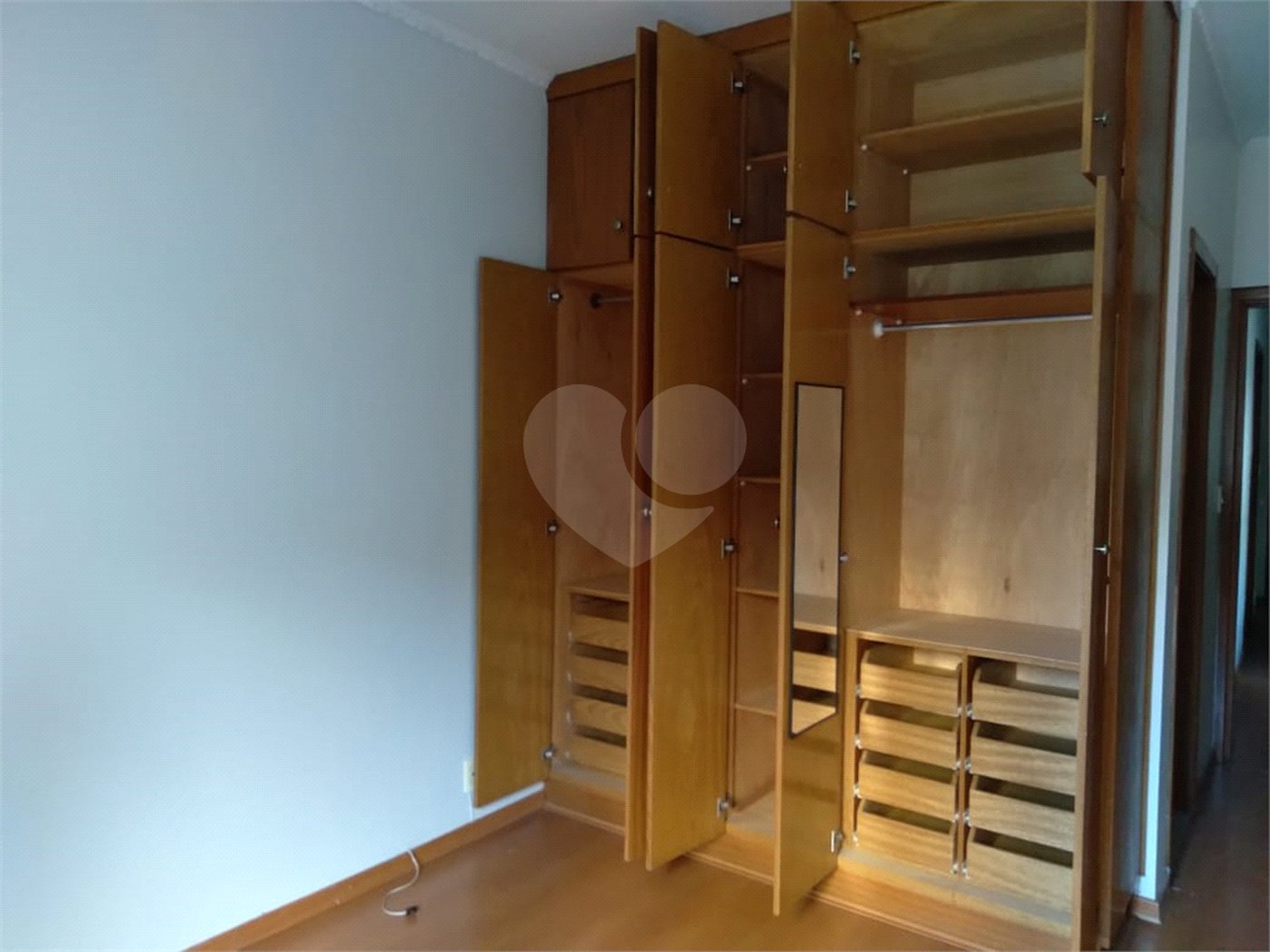Sobrado à venda com 4 quartos, sendo 1 suíte, em Santana, São Paulo, SP