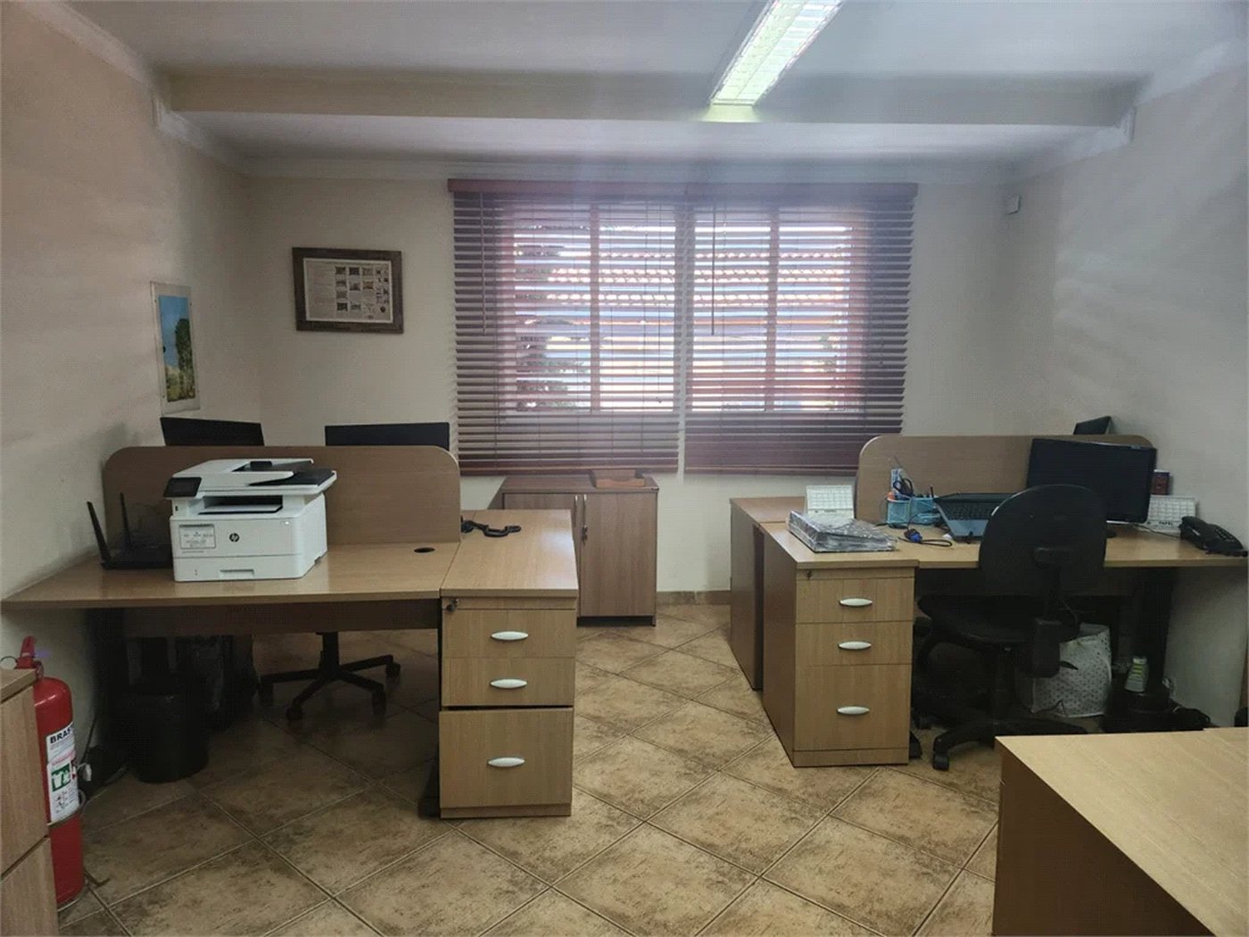 Sobrado à venda com 4 quartos, sendo 1 suíte, em Água Branca, São Paulo, SP