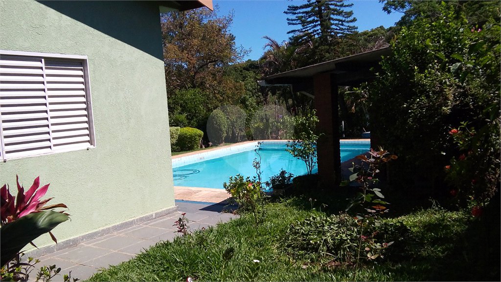 Chácara à venda com 8 quartos em Loteamento Chácara Val Paraiso, Atibaia, SP