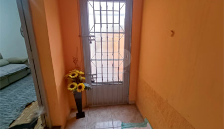 Sobrado à venda com 3 quartos, sendo 1 suíte,  em Tremembé, São Paulo, SP