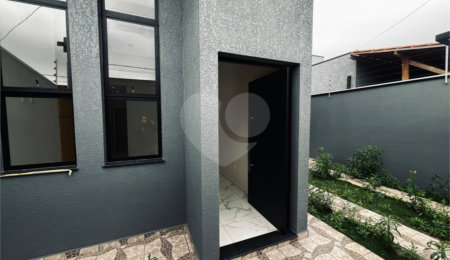 Casa à venda com 3 quartos, sendo 1 suíte,  em Parque Itapê, Itapetininga, SP