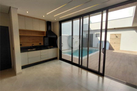 Casa à venda com 3 suítes no condomínio Residencial Milano, Indaiatuba - SP