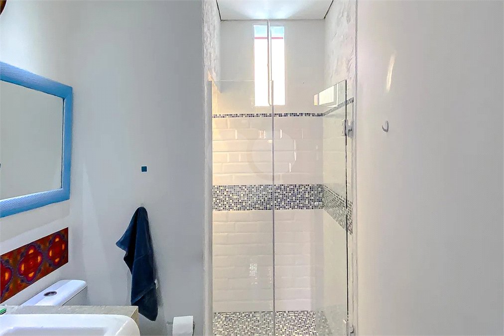 Sobrado à venda com 3 quartos, sendo 2 suítes, em Aclimação, São Paulo, SP