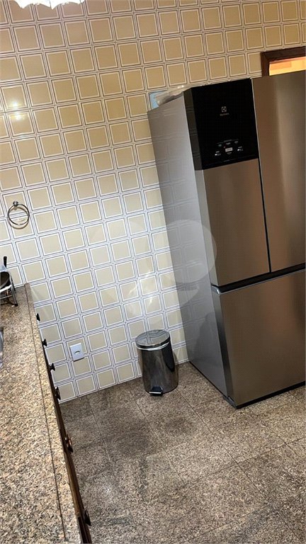 Sobrado à venda com 4 quartos, sendo 1 suíte, no Centro, Araraquara, SP