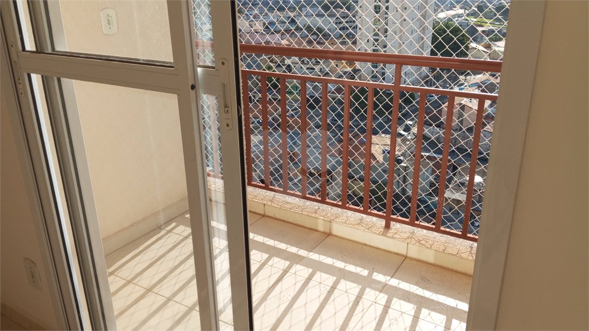 Apartamento à venda com 3 quartos, sendo 1 suíte,  em Picanço, Guarulhos, SP