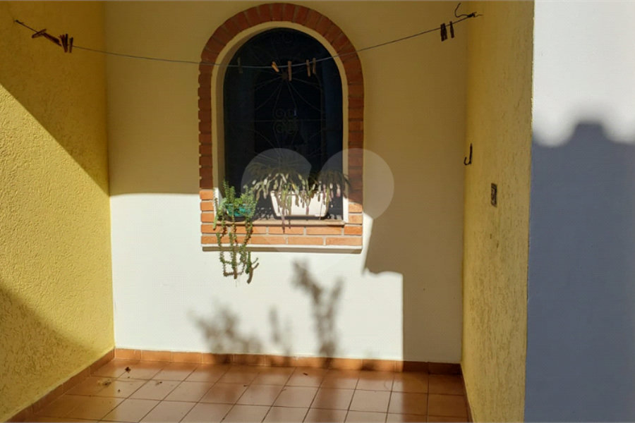Sobrado à venda com 3 quartos, sendo 1 suíte, em Tremembé, São Paulo, SP