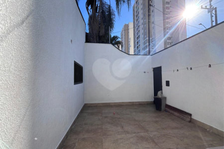 Casa à venda com 3 quartos, sendo 1 suíte, em Parque Três Meninos, Sorocaba, SP