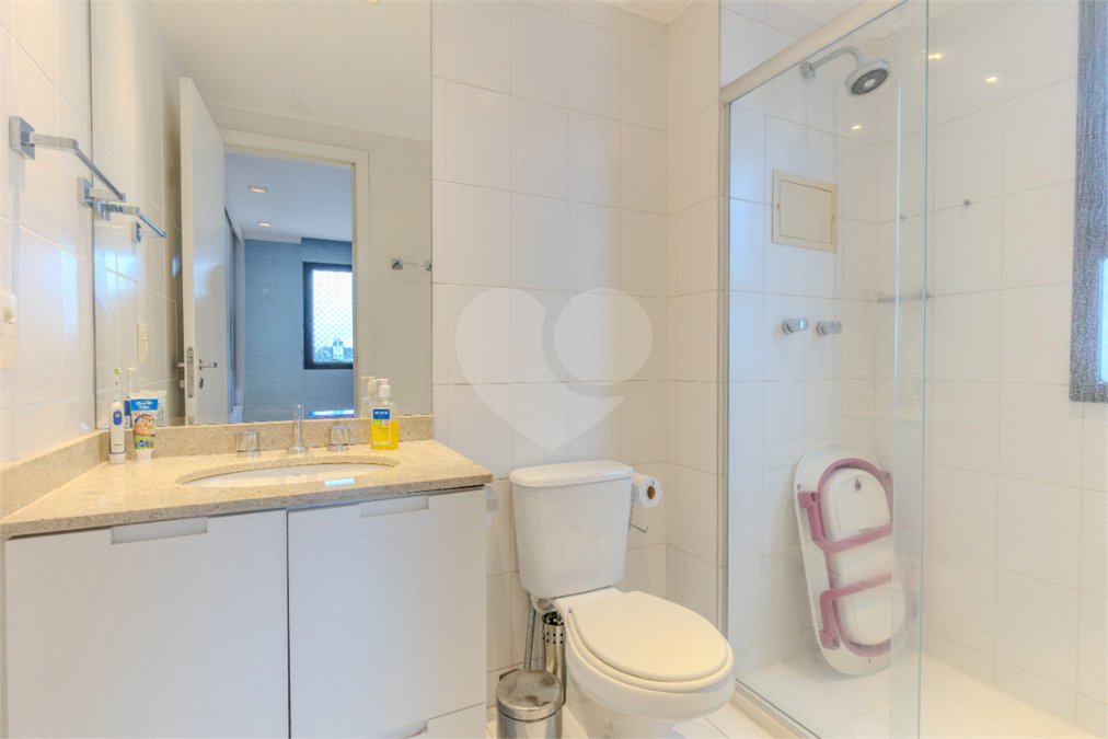Apartamento à venda com 3 suítes em Chácara Santo Antônio, São Paulo, SP