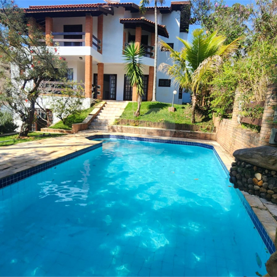 Casa à venda ou para alugar com 3 suítes no condomínio Villagio Capriccio, Louveira - SP