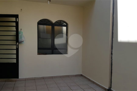 Sobrado à venda ou para alugar com 3 quartos, sendo 1 suíte, em Alto da Boa Vista, São Paulo, SP